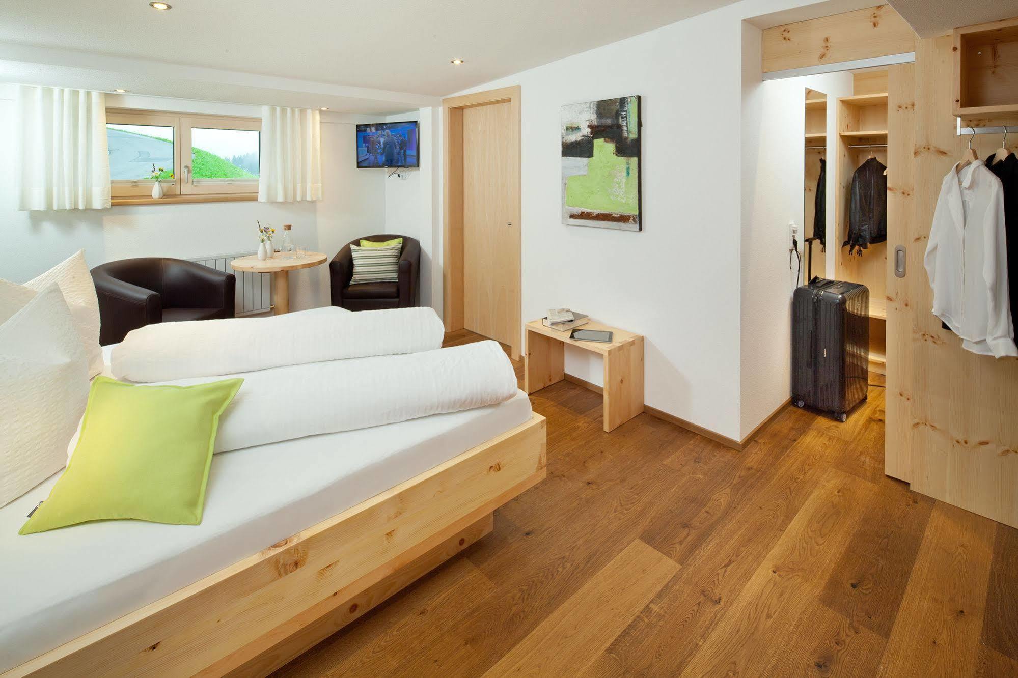 Brunnenhof Aparthotel Damüls